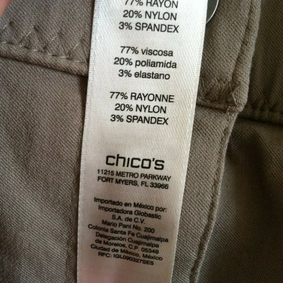 CHICO'S | Women"s Capri Pants Taupe Size Medium - Picture 4 of 6